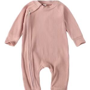 New girl pink sleeper 0-3 months